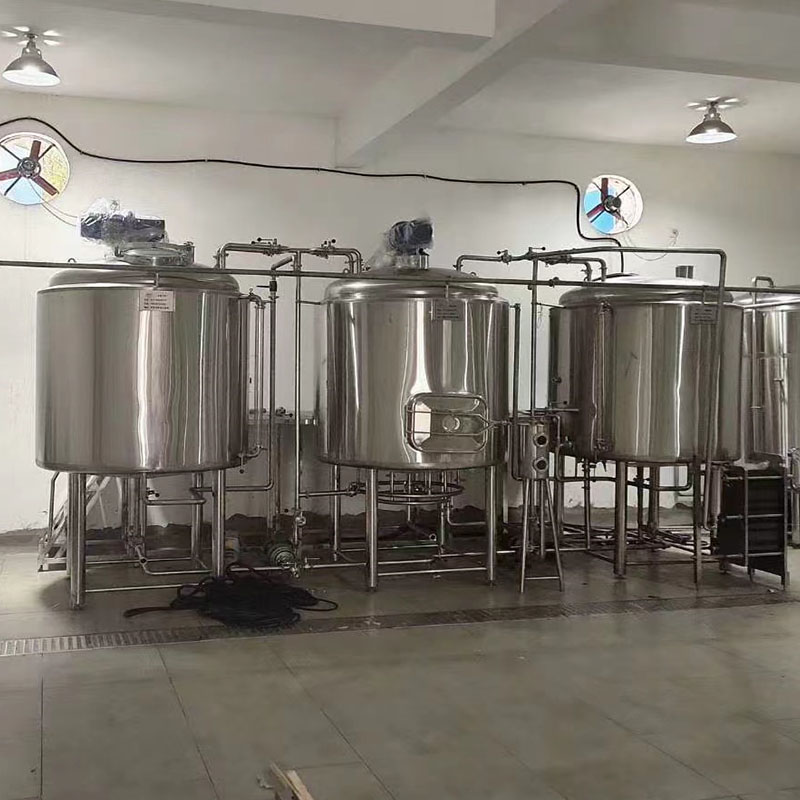 上犹精酿啤酒设备厂—如何延长精酿啤酒设备的使用寿命